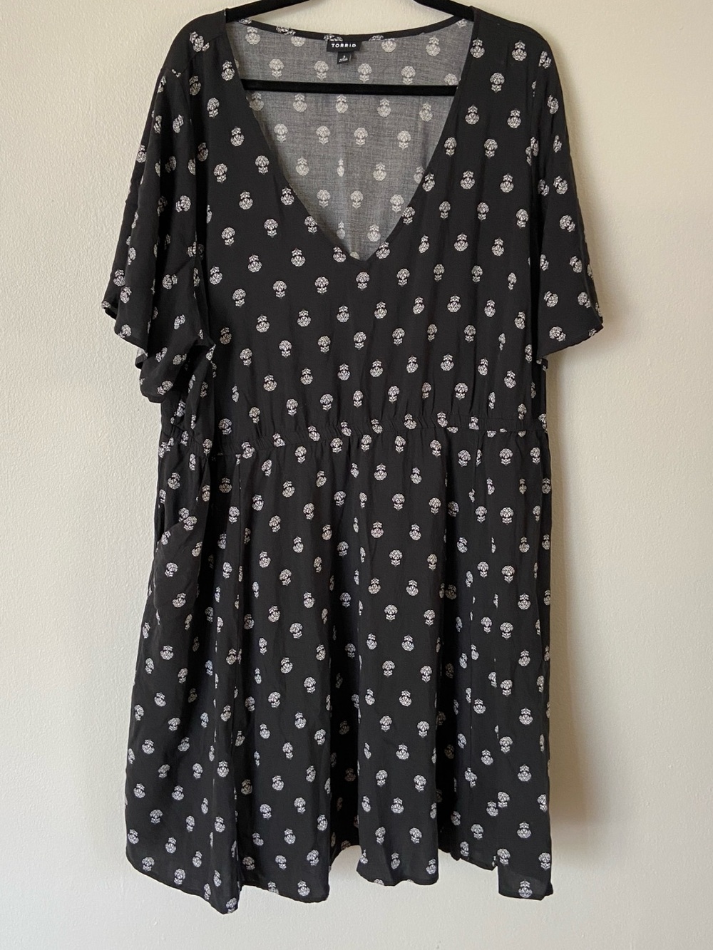 Torrid Black Midi Dress with White Floral Print
